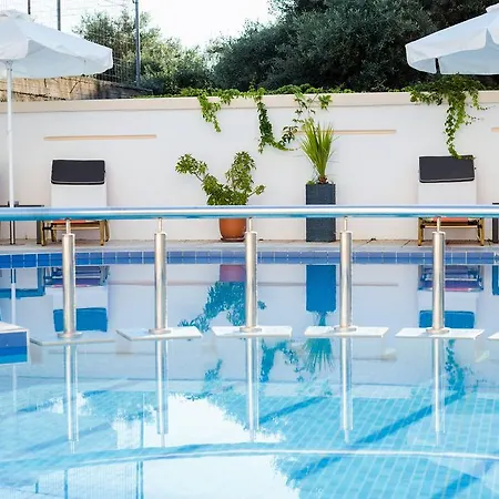 Aparthotel Balito 3*